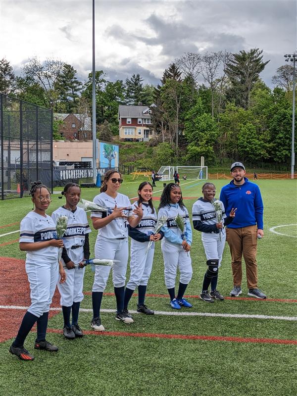 Girls Softball Senior night 5/2/23